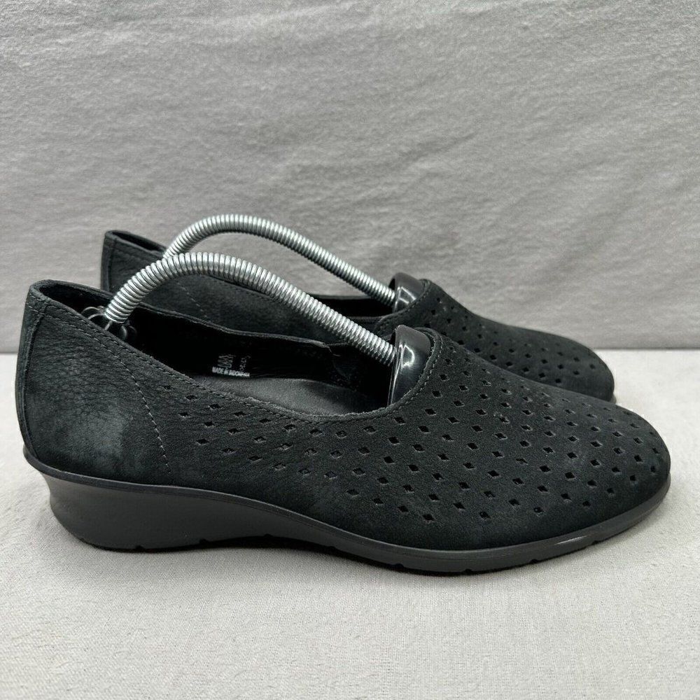 ECCO Felicia Womens‎ Size 38 (7-7.5) Loafers Perforated Leather Slip On Wedge